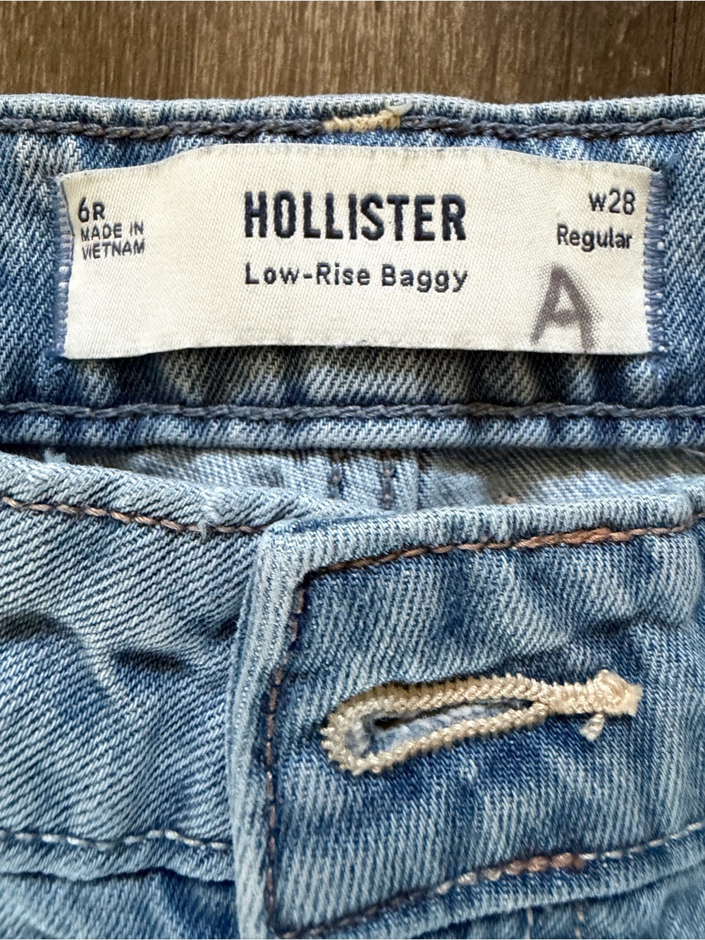 Hollister Light Blue Low Rise Baggy Regular Wide Leg Denim Jeans Casual 28 - Picture 6 of 13